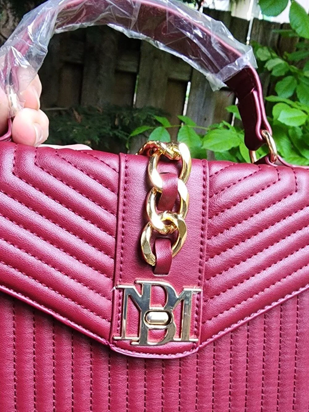 *NWT* Badgley Mischka Burgandy Purse - crossbody or top handle - Picture 2 of 16